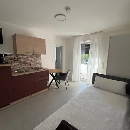 Gergert In Apartament