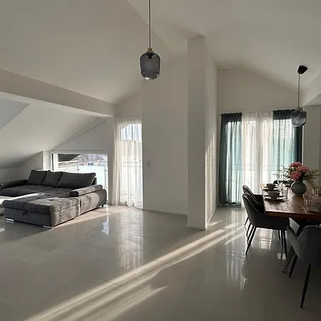 Gergert In Apartament